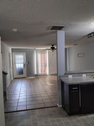 7566 Kings Trail, Fort Worth, TX 76133