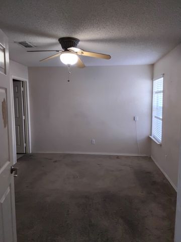 7566 Kings Trail, Fort Worth, TX 76133