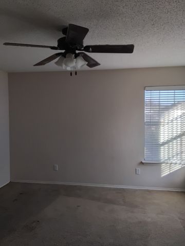 7566 Kings Trail, Fort Worth, TX 76133