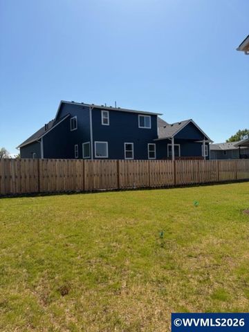 701 NW George Ct, Sublimity, OR 97385