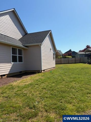 701 NW George Ct, Sublimity, OR 97385