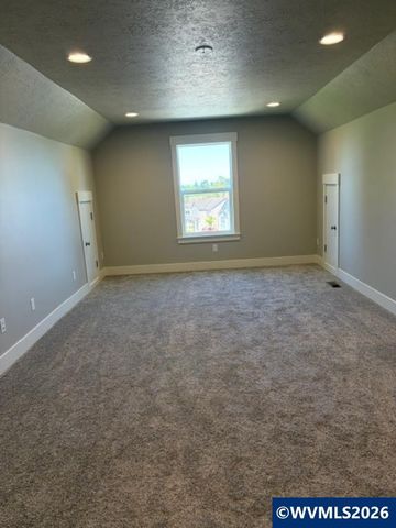 701 NW George Ct, Sublimity, OR 97385