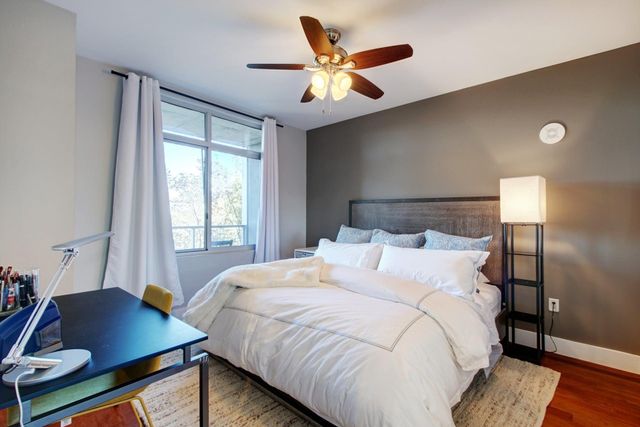 54 Rainey ST 512, Austin, TX 78701