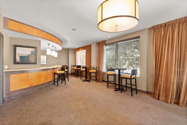 54 Rainey ST 512, Austin, TX 78701