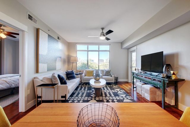 54 Rainey ST 512, Austin, TX 78701