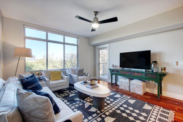 54 Rainey ST 512, Austin, TX 78701