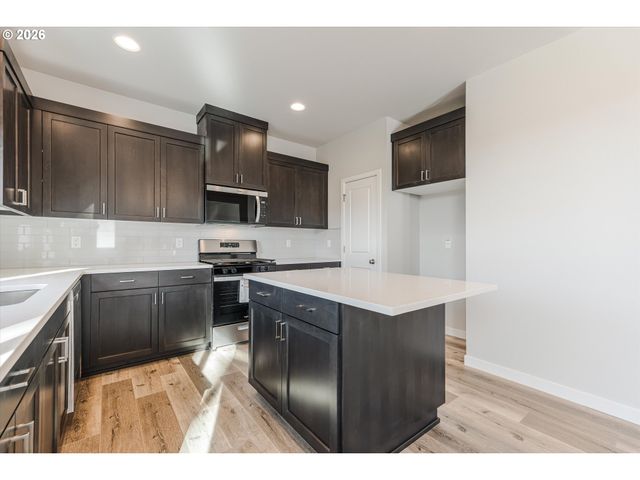 1578 Nw Tracy St, Mc Minnville, OR 97128