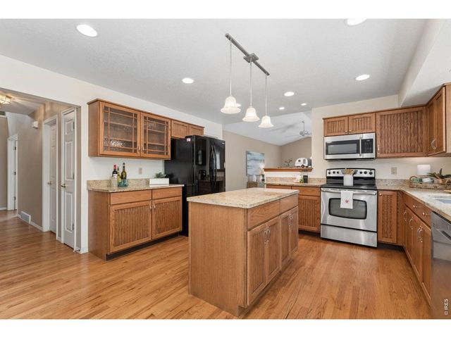 621 Rider Ridge Dr, Longmont, CO 80504