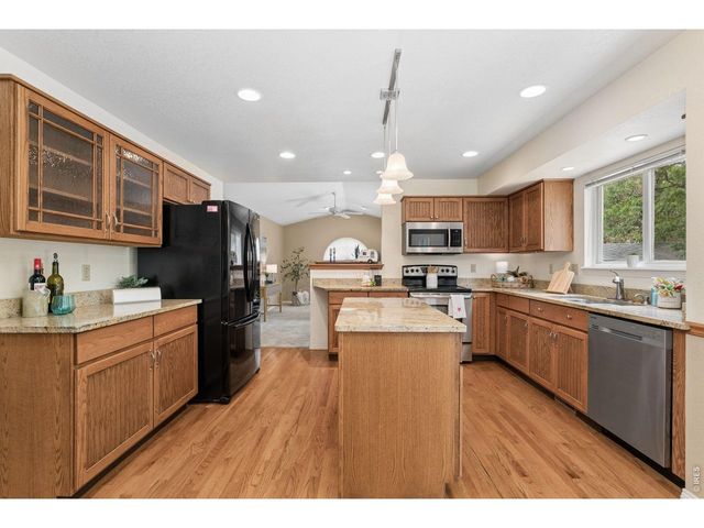 621 Rider Ridge Dr, Longmont, CO 80504