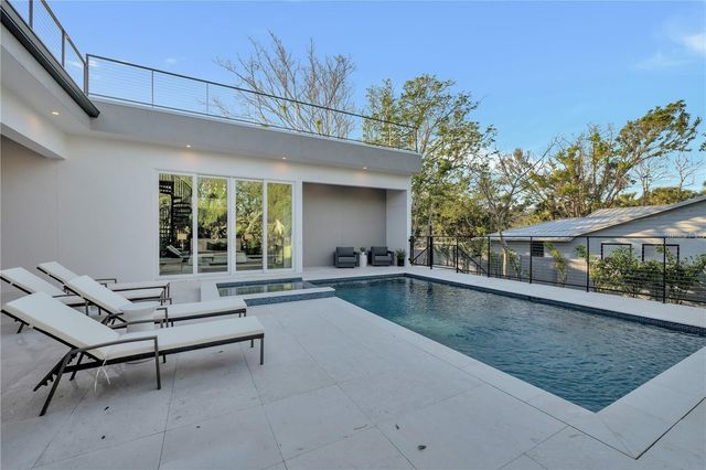 603 TREMONT STREET, Sarasota, FL 34242