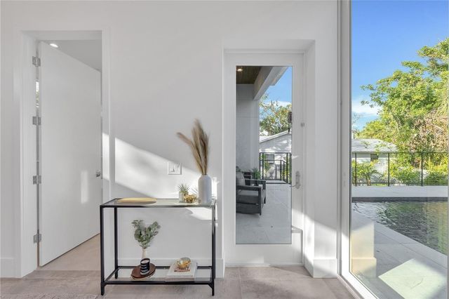 603 TREMONT STREET, Sarasota, FL 34242