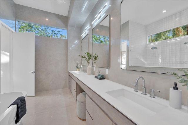 603 TREMONT STREET, Sarasota, FL 34242