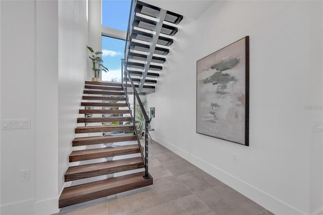 603 TREMONT STREET, Sarasota, FL 34242