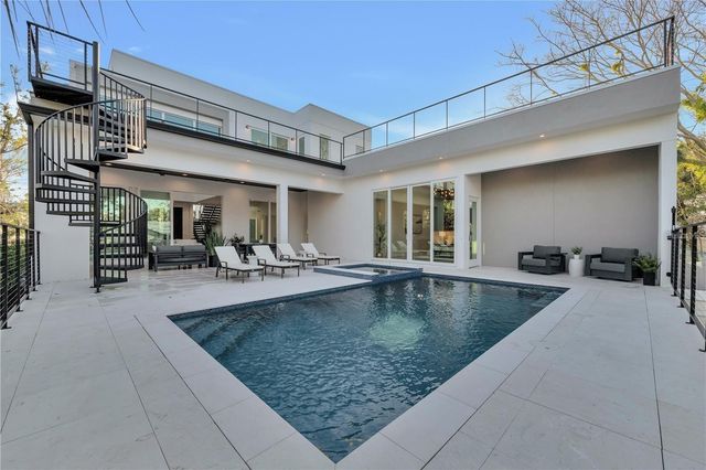 603 TREMONT STREET, Sarasota, FL 34242