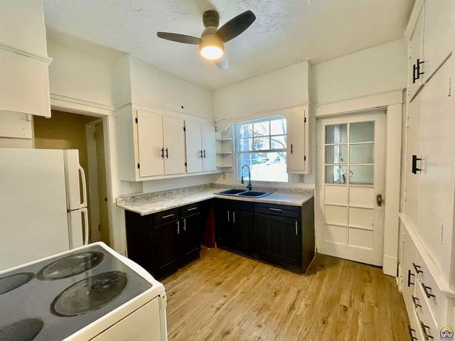 1626 SW Lincoln ST, Topeka, KS 66604