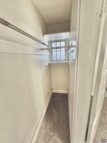 1626 SW Lincoln ST, Topeka, KS 66604