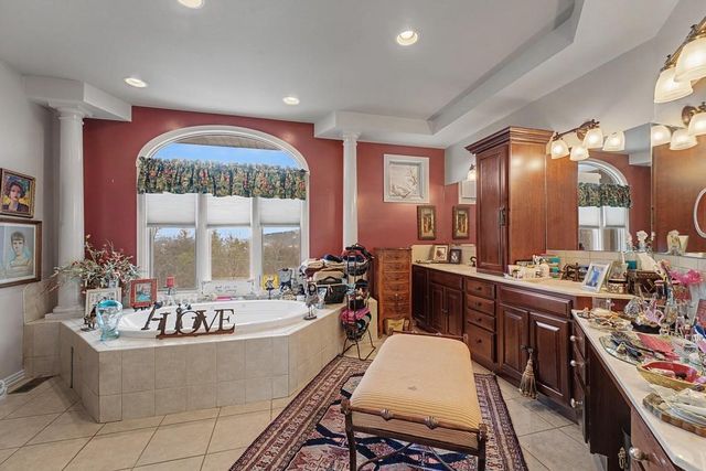 83 Sailboat Drive, Holiday Island, AR 72631