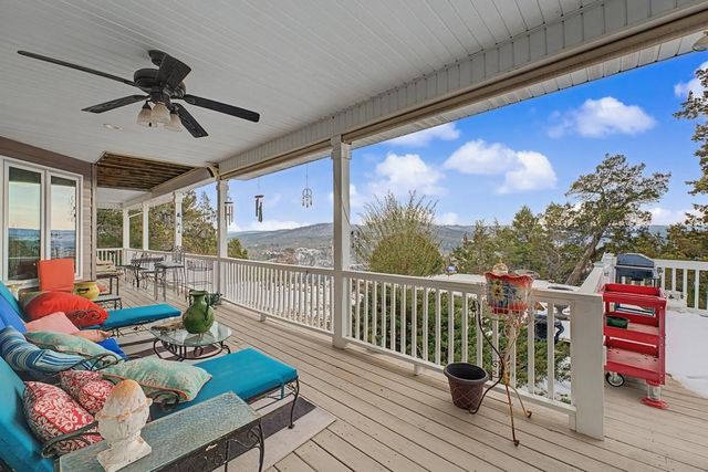 83 Sailboat Drive, Holiday Island, AR 72631