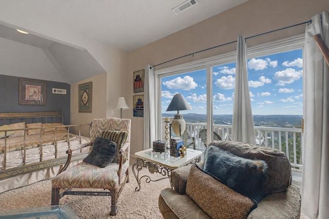 83 Sailboat Drive, Holiday Island, AR 72631