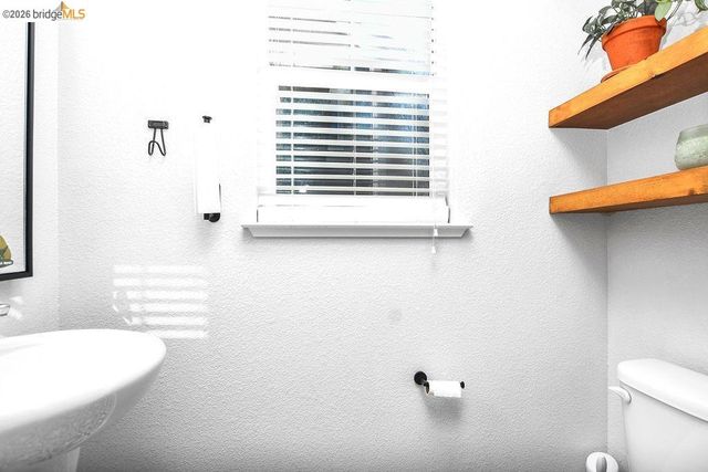 126 Halsey Wy, Pittsburg, CA 94565