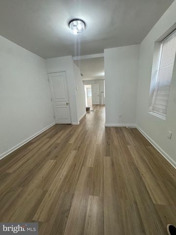 3029 N FRONT ST, Philadelphia, PA 19133
