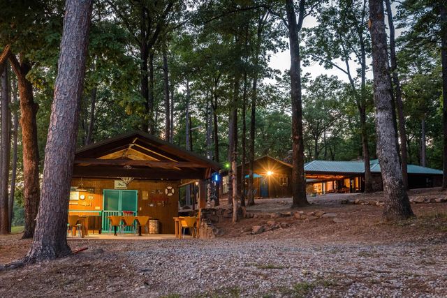 10 Henry Lane, Perryville, AR 72126