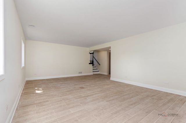 14739 Maple Avenue, Orland Park, IL 60462