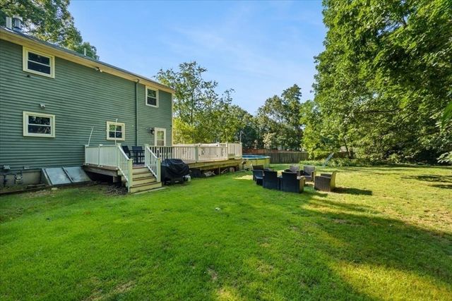 18 Blueberry Knoll 18, Bridgewater, MA 02324