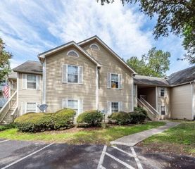 2020 Coldspring Drive F, North Charleston, SC 29406