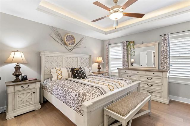 1404 NW Maple Drive, Grain Valley, MO 64029