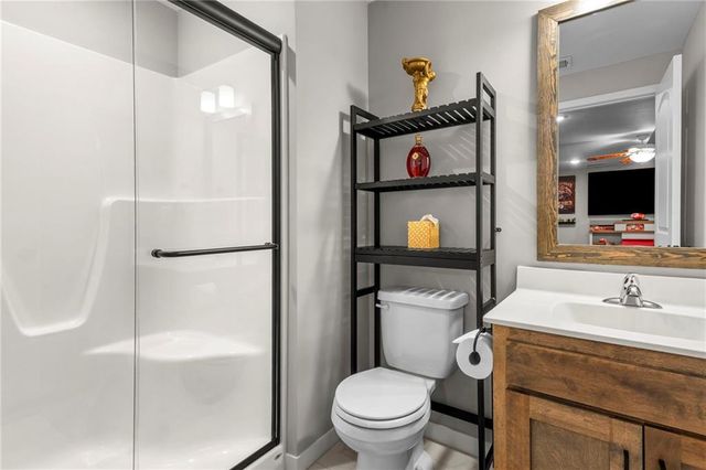 1404 NW Maple Drive, Grain Valley, MO 64029