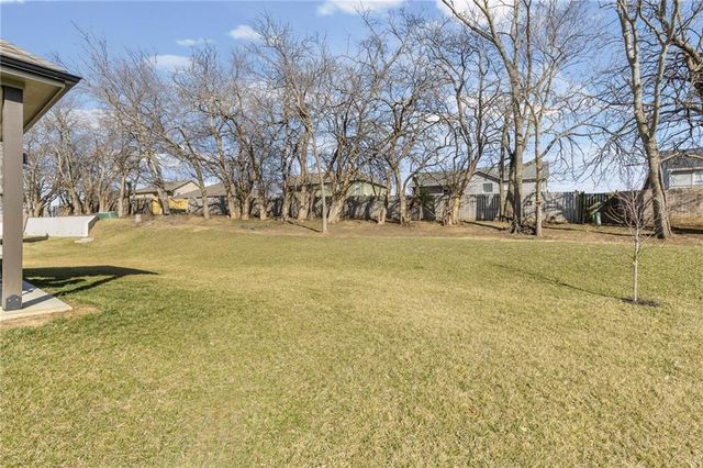 1404 NW Maple Drive, Grain Valley, MO 64029