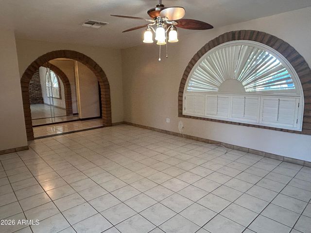 10517 W CATALINA Drive, Avondale, AZ 85392