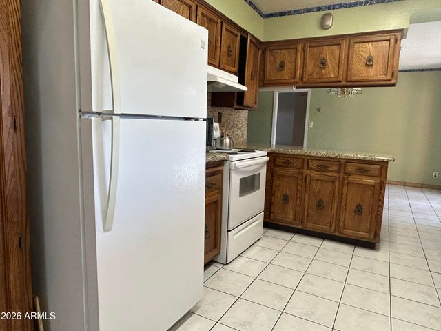 10517 W CATALINA Drive, Avondale, AZ 85392