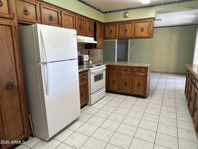 10517 W CATALINA Drive, Avondale, AZ 85392