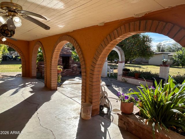 10517 W CATALINA Drive, Avondale, AZ 85392