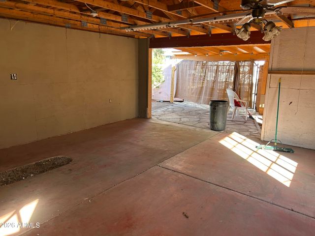10517 W CATALINA Drive, Avondale, AZ 85392