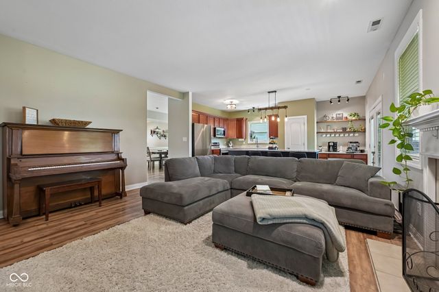 3382 Firethorn Drive, Whitestown, IN 46075