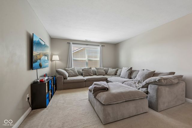 3382 Firethorn Drive, Whitestown, IN 46075