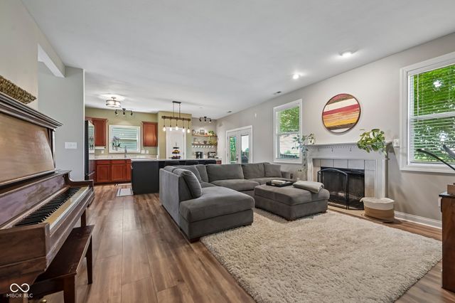 3382 Firethorn Drive, Whitestown, IN 46075