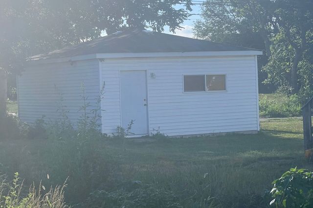 1532 Shields Avenue, Chicago Heights, IL 60411