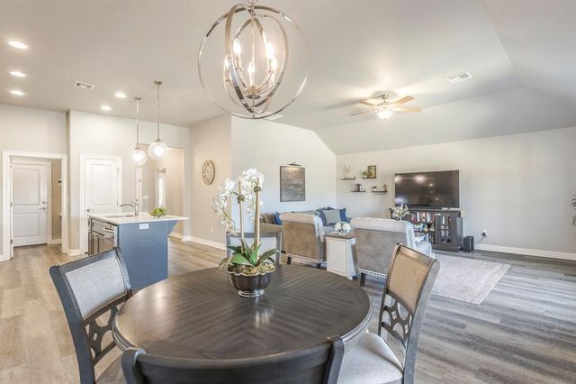 3521 Sawtooth Ridge Drive, Yukon, OK 73099