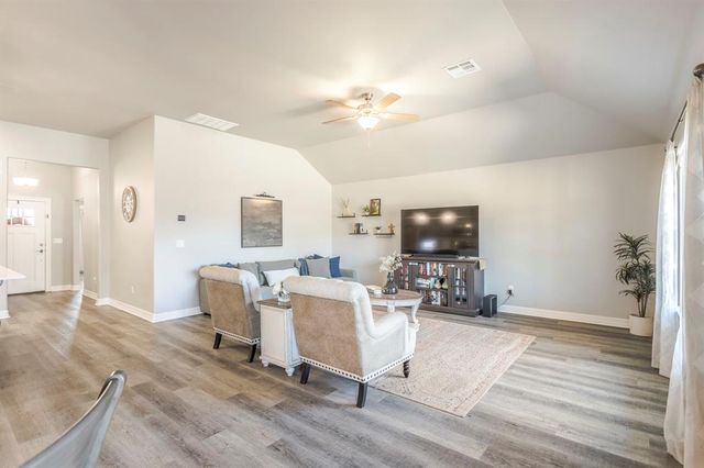 3521 Sawtooth Ridge Drive, Yukon, OK 73099