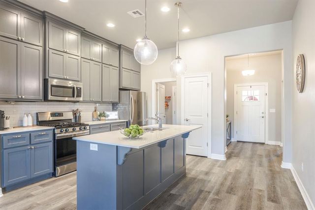 3521 Sawtooth Ridge Drive, Yukon, OK 73099