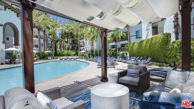 348 S Hauser Boulevard 5-404, Los Angeles, CA 90036