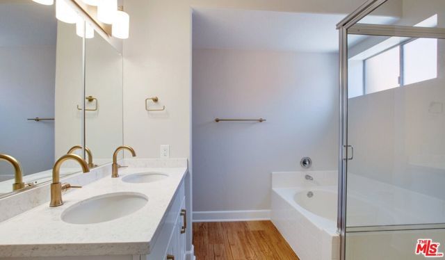 348 S Hauser Boulevard 5-404, Los Angeles, CA 90036