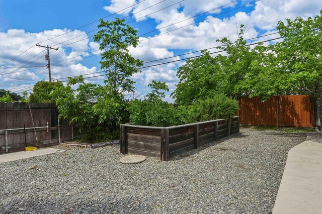 714 Elefa St, Roseville, CA 95678