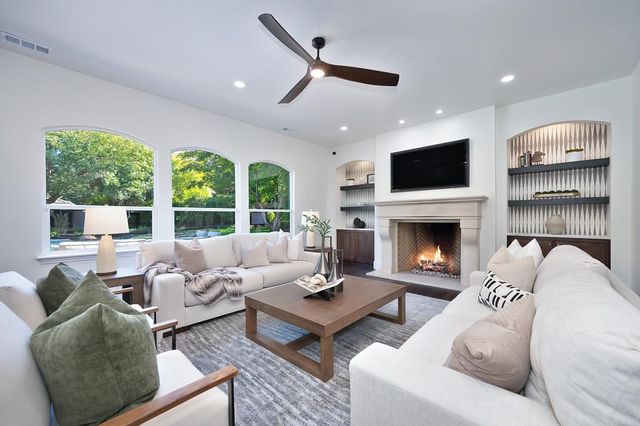 9042 Cedar Ridge Dr, Granite Bay, CA 95746