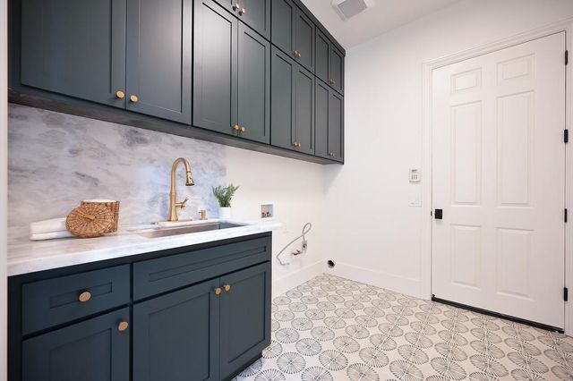 9042 Cedar Ridge Dr, Granite Bay, CA 95746