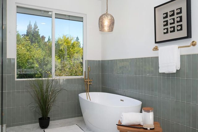 9042 Cedar Ridge Dr, Granite Bay, CA 95746